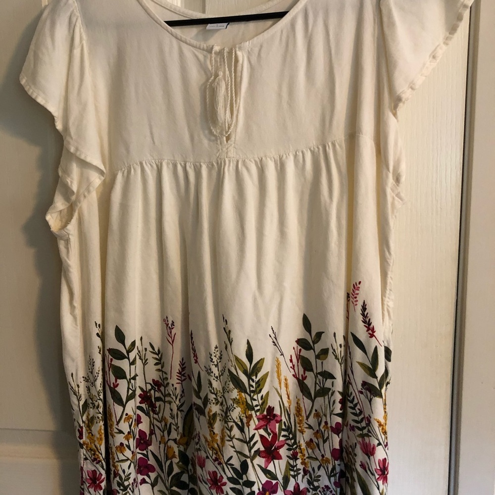 Old navy ombré floral shirt